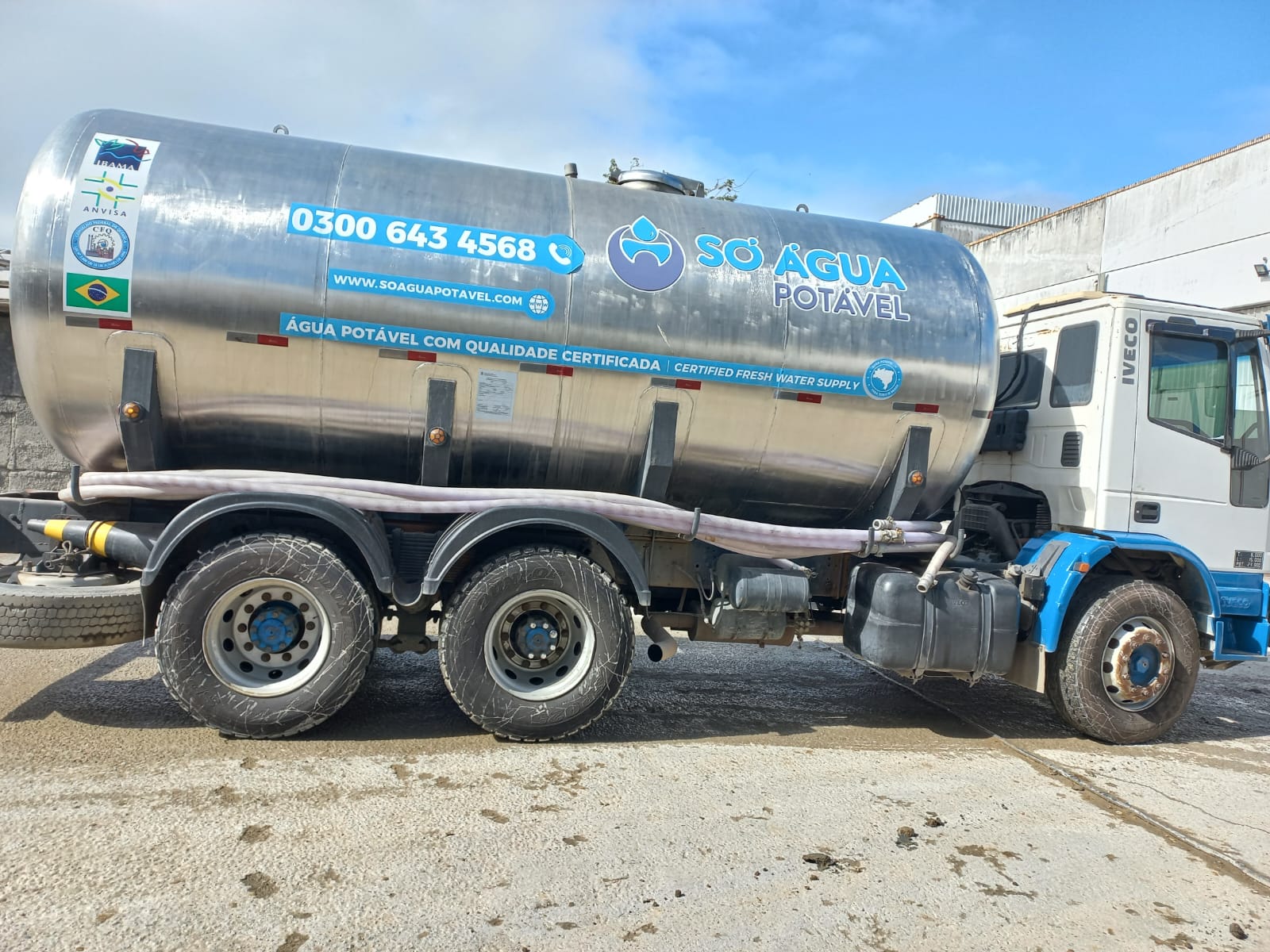 Caminhão pipa de transporte de água potável #caminhaopipabrusque #transportedeaguapotavelbrusque #aguapotavelbrusque #carropipabrusque